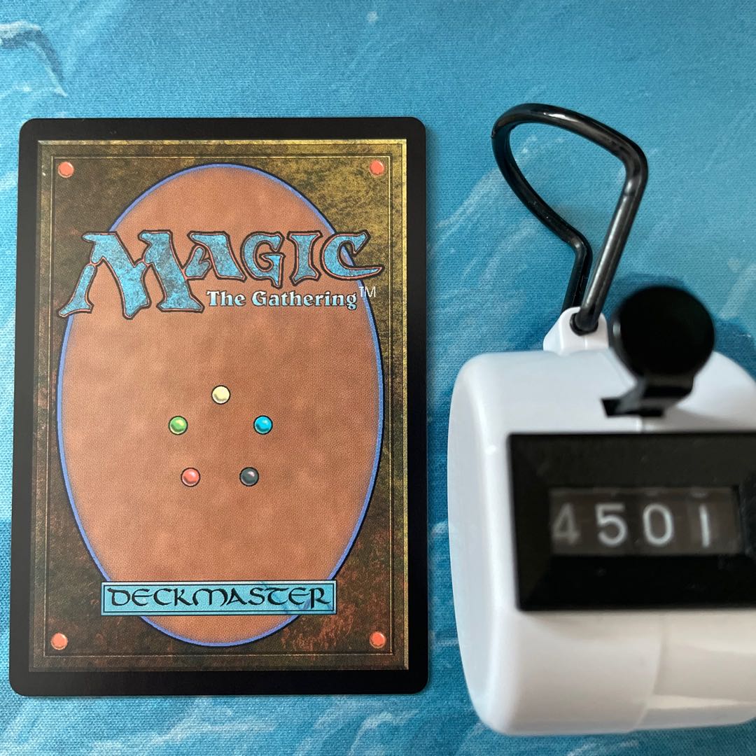 MTG 2 cards Evelyn, the Greedy