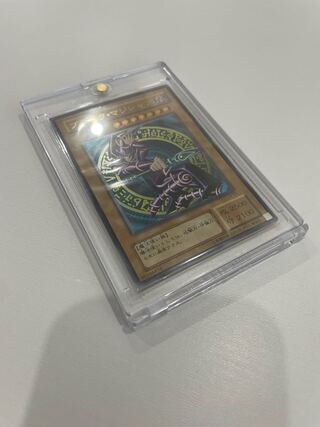 ブラック・マジシャン アルティメットレア　レリーフ