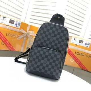 LOUISVUITTON 26.5cm