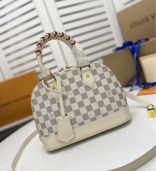 LOUISVUITTON  26.5cm