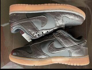 Nike Dunk Low Velvet Brown and Black 27.5cm