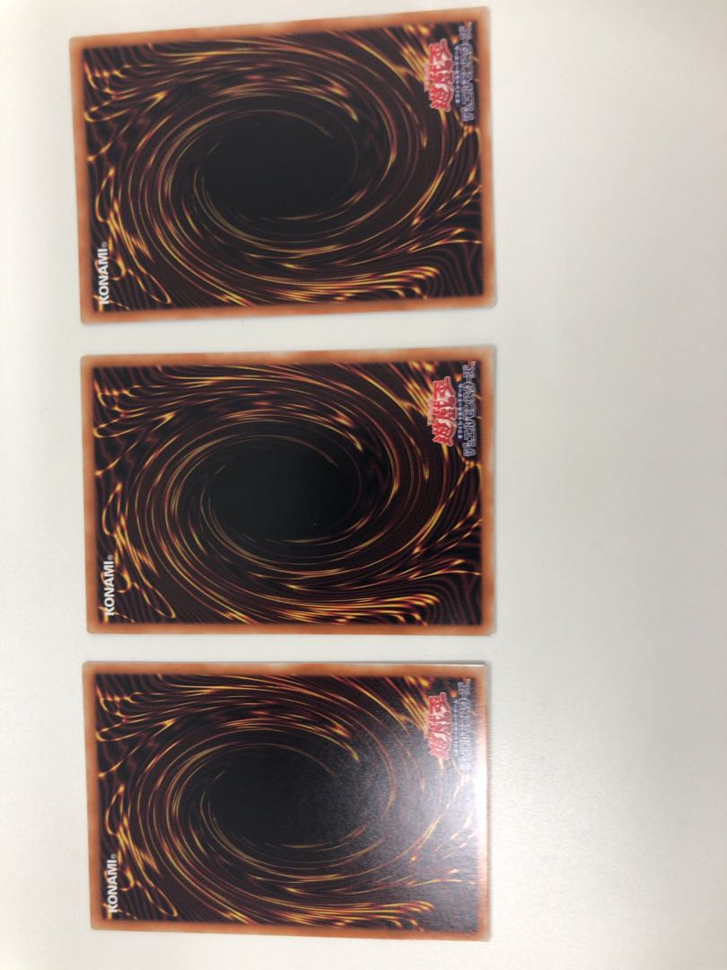 Blue-Eyes Alternative White Dragon 3-Piece Set