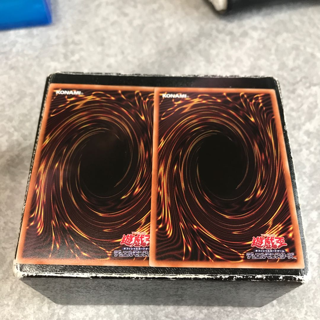 2 super-rare Keldo Super Rare, a statue of a lodgepole god.