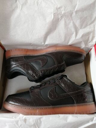 Nike Dunk Low SE Velvet Brown and Black 28.5cm