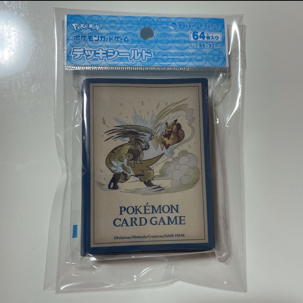 ポケカ ゼラオラ ピカチュウ スリーブ デッキシールドの通販 ちょび Magi トレカ専用フリマアプリ