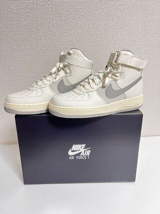 「美品」NIKE AIR FORCE 1 HIGH 07 LV8 - DM0209-100 27cm
