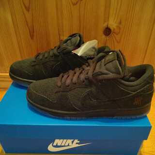 UNDEFEATED × Nike Dunk Low SP "5 ON IT"

 25cm