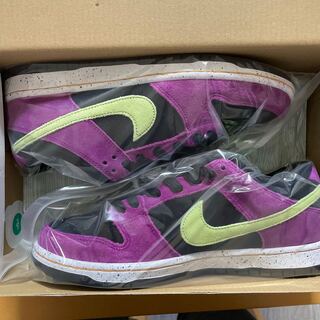 ナイキ SB ダンク ロー "レッド プラム" 26.5cm