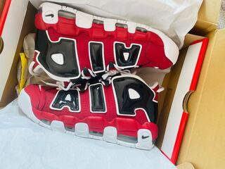 ナイキ エアモア アップテンポ ブルズ 27.5cm