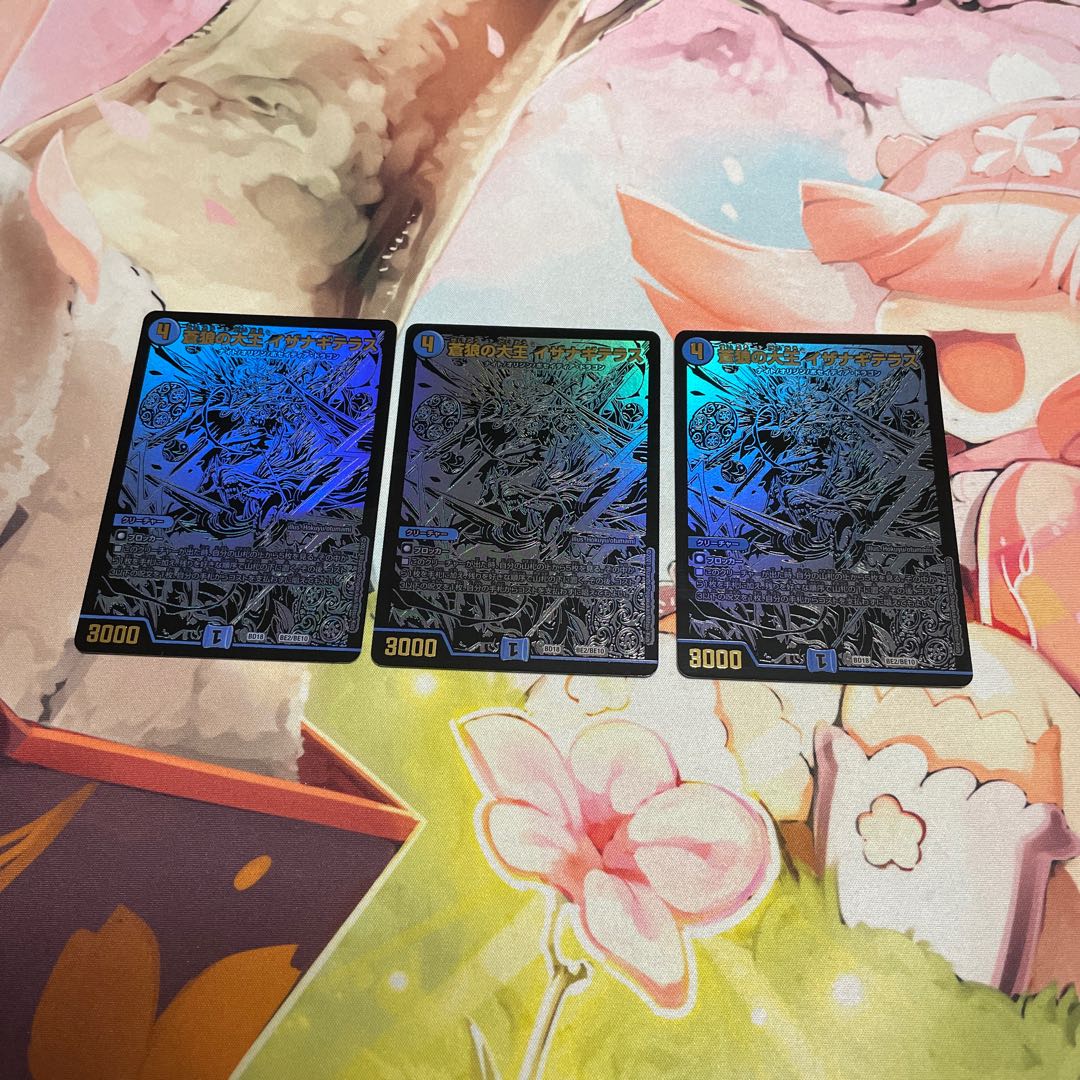 3 Isa Winona Terrace Black Cards