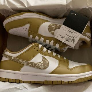 ウィメンズ ダンク ロー DH4401-104 W NIKE DUNK LOW ESS 26.5cm