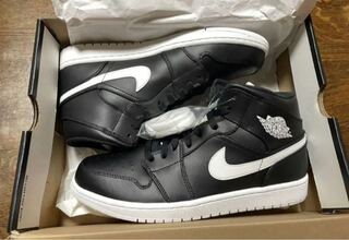 ナイキ エアジョーダン1 レトロ ミッド ブラック ホワイト 27.5cm