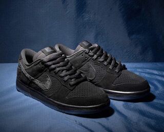 UNDEFEATED × Nike Dunk Low SP "5 ON IT" 27cm