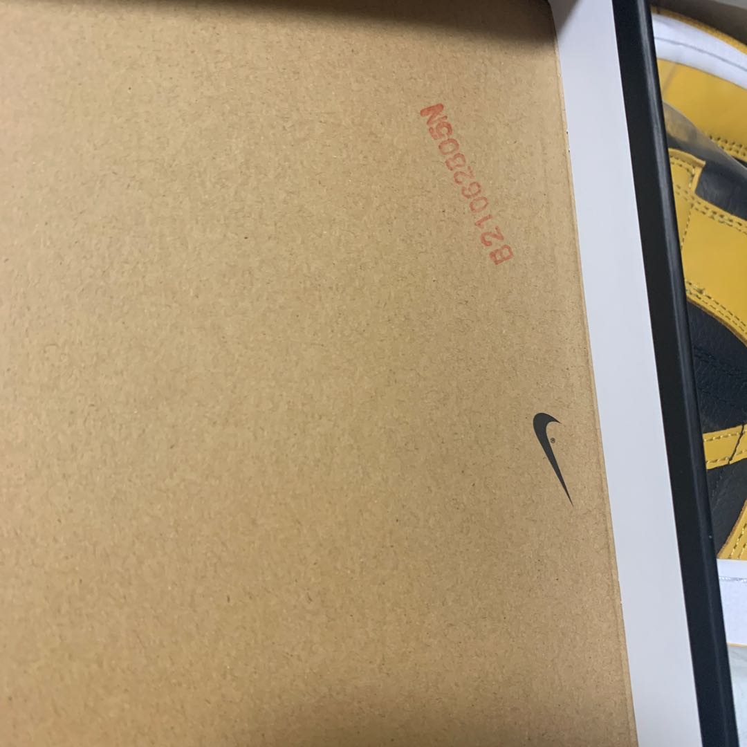 Nike Air Jordan 1 High OG Pollen 26.5cm