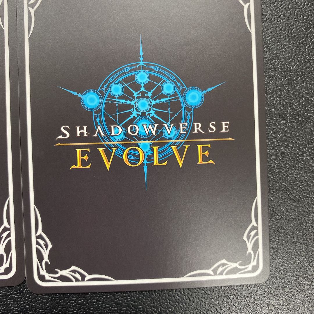 Dorothy, the Witch of Dimension Set before and after evolution 1枚