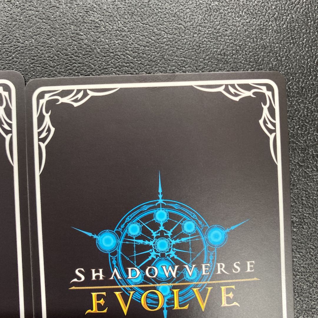 Dorothy, the Witch of Dimension Set before and after evolution 1枚