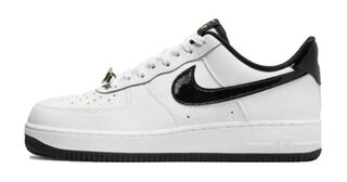 ナイキ エアフォース1 '07 LV8 "ワールドチャンプ/ホワイト アンド ブラック" 26.5cm