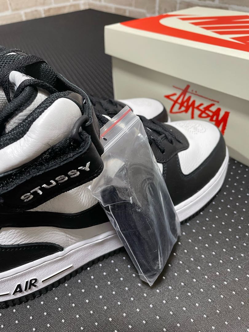 ステューシー × ナイキ エアフォース1 ミッド "ブラック アンド ライトボーン" 30cm