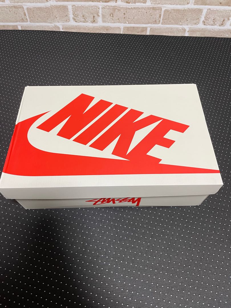 ステューシー × ナイキ エアフォース1 ミッド "ブラック アンド ライトボーン" 30cm