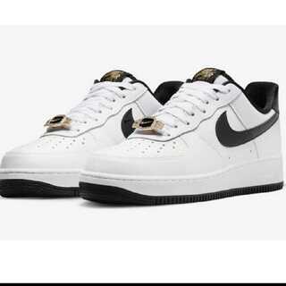 【25.5】ナイキ エアフォース1 '07 LV8 "ワールドチャンプ/ホワイト アンド ブラック" 25.5cm