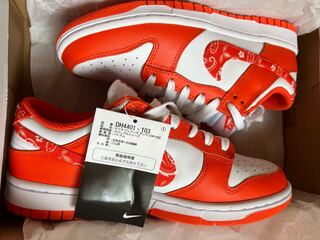 ナイキ ウィメンズ ダンク ロー ESS "オレンジ ペイズリー" DH4401-103 24.5cm