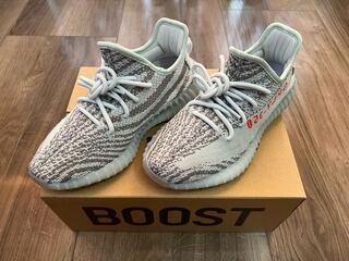 アディダス イージーブースト 350 V2 "ブルー ティント" 24.5cm