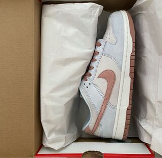 ナイキ ダンク ロー "フォッシルローズ" DH7577-001 27.5cm