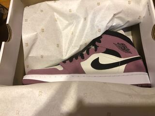 ナイキ　ウィメンズ　エアジョーダン1  ミッド　ベリー　ピンク　NIKE jordan1 27cm