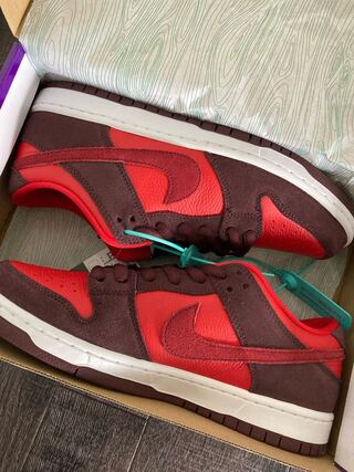 ナイキ SB ダンクロー "チェリー" 27cm