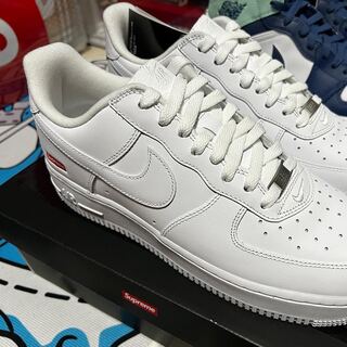 シュプリーム × ナイキ エアフォース1 ロー "ホワイト" 25cm