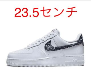 ナイキ ウィメンズ エアフォース 1 ロー '07 エッセンシャル "ブラック ペイズリー" 23.5cm