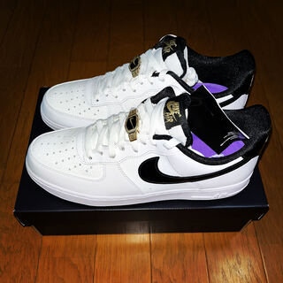 ナイキ エアフォース1 '07 LV8 "ワールドチャンプ/ホワイト アンド ブラック" 28.5cm