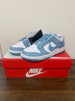 ナイキ ウィメンズ ダンク ロー ESS "ブルー ペイズリー" 24.5cm