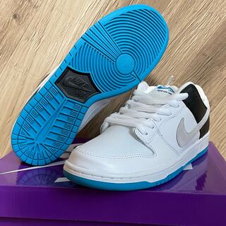 ナイキ SB ダンク ロー "レーザーブルー" BQ6817-101 27.5cm