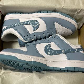 ナイキ ウィメンズ ダンク ロー ESS "ブルー ペイズリー" DH4401-101 23.5cm