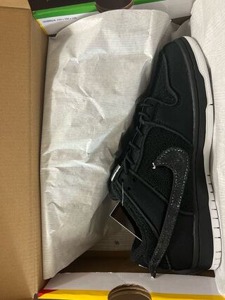 ナーハンターズ × ナイキ SB ダンク ロー "ブラック/ホワイト" 26cm