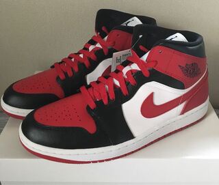 ナイキ ウィメンズ エアジョーダン1 ミッド "ブレッド トゥ" 29cm