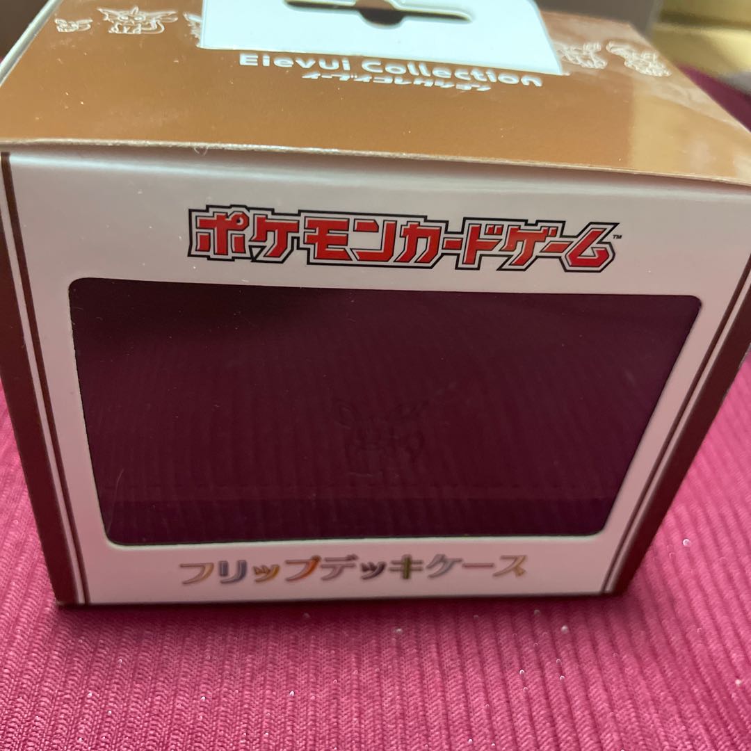 Eevee Flip Deck Case & Sleeve