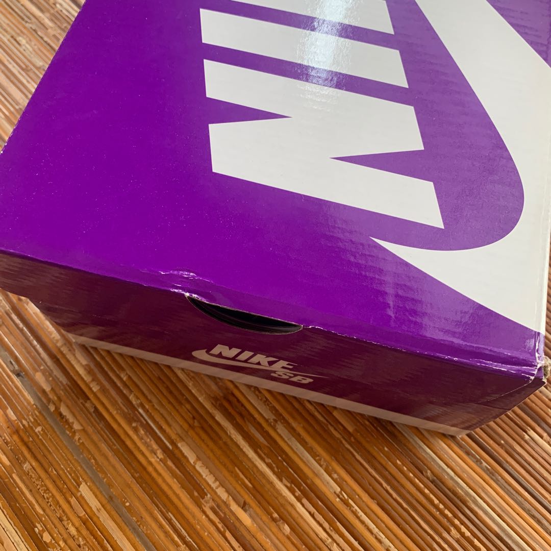 NIKE SB DUNK LOW "RED PLUM" 27cm