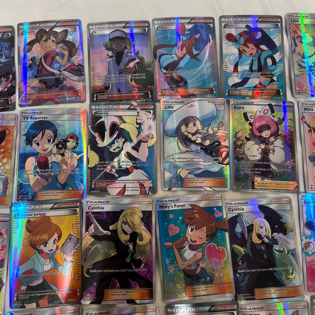 100 Pokémon cards in English