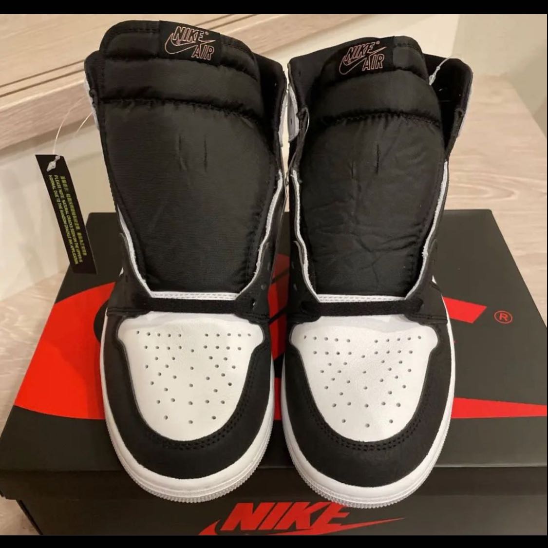 Nike Air Jordan 1 High OG Bleached Coral 28cm