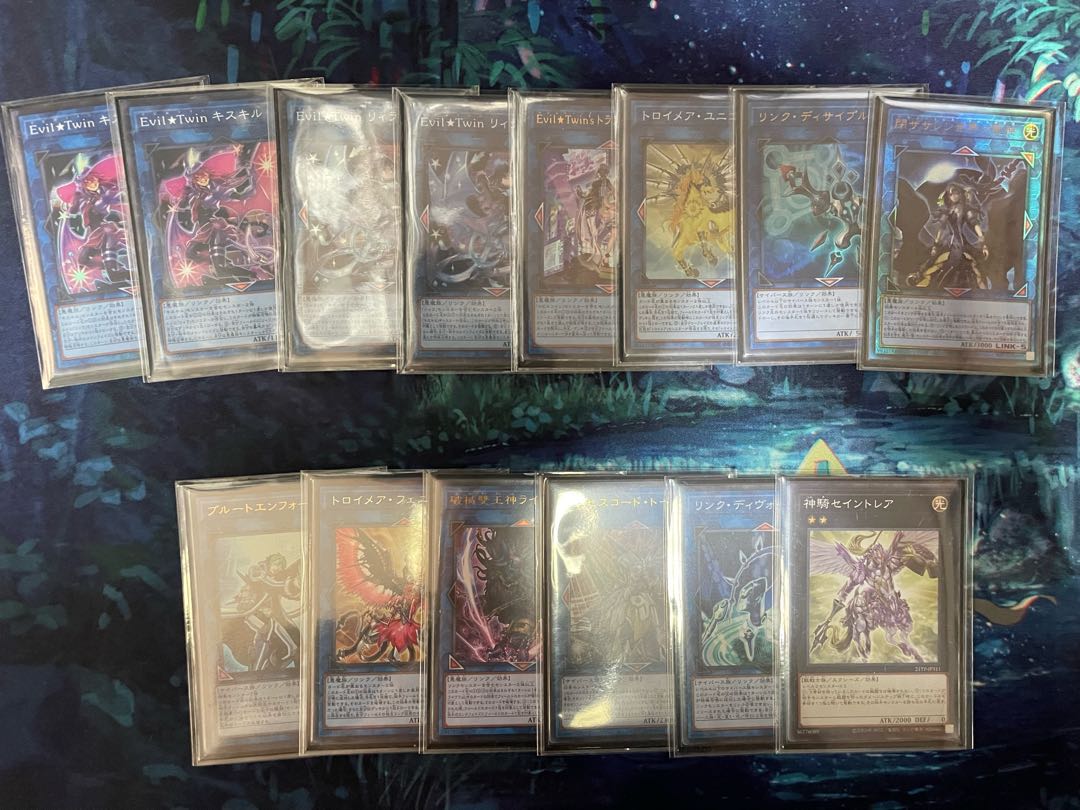 Yu-Gi-Oh evil twin deck [many high rares