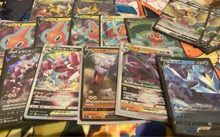 ギラティナなど進化ラインまとめ売り