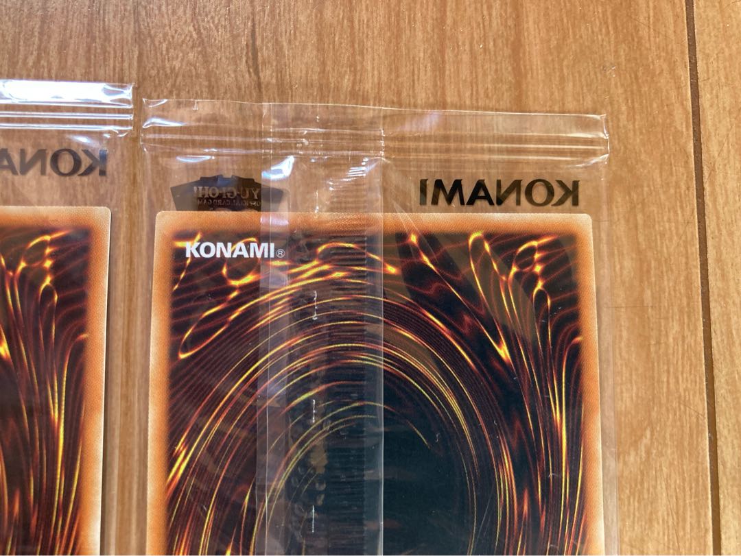 Yu-Gi-Oh wcs 2018 Blue-Eyes White Dragon Dark Magician 20th