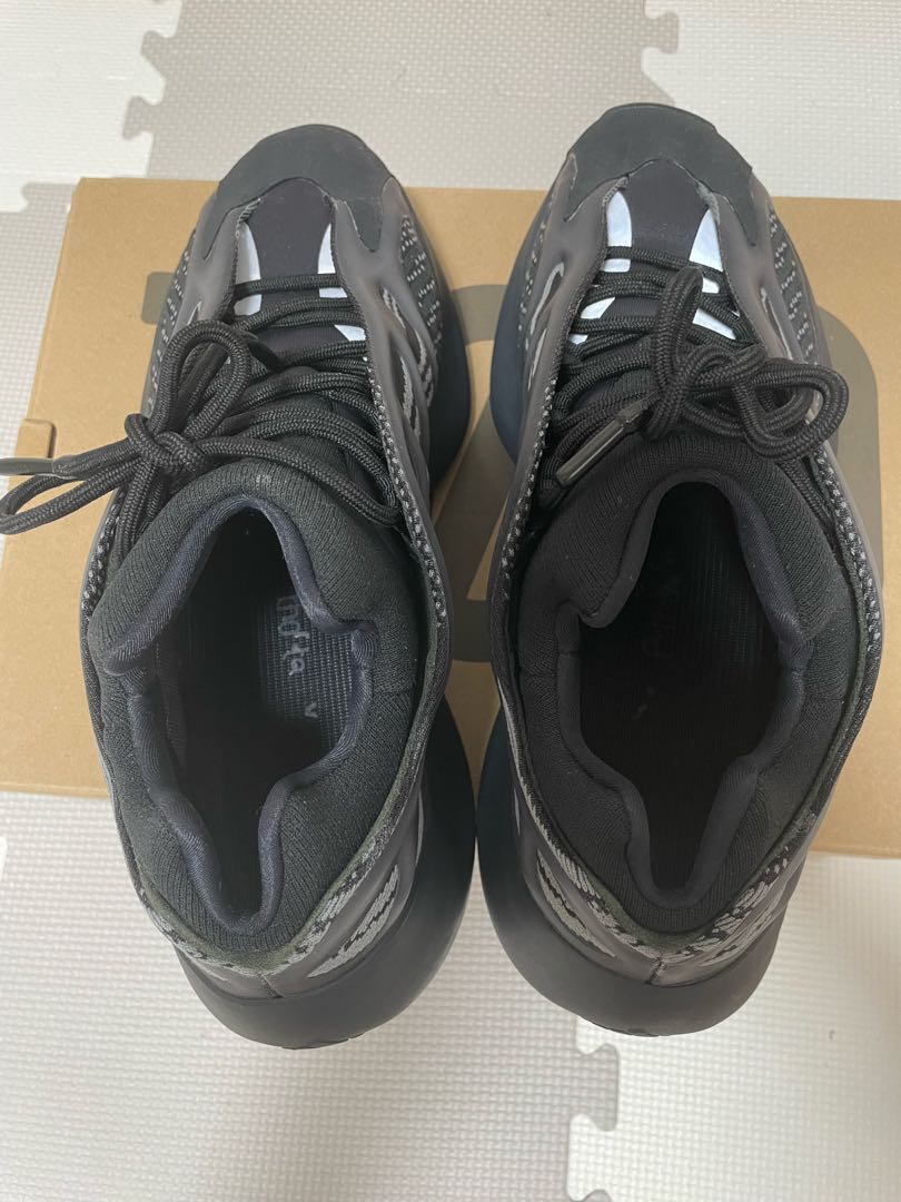 yeezy 700 v3 alvah 28.5cm