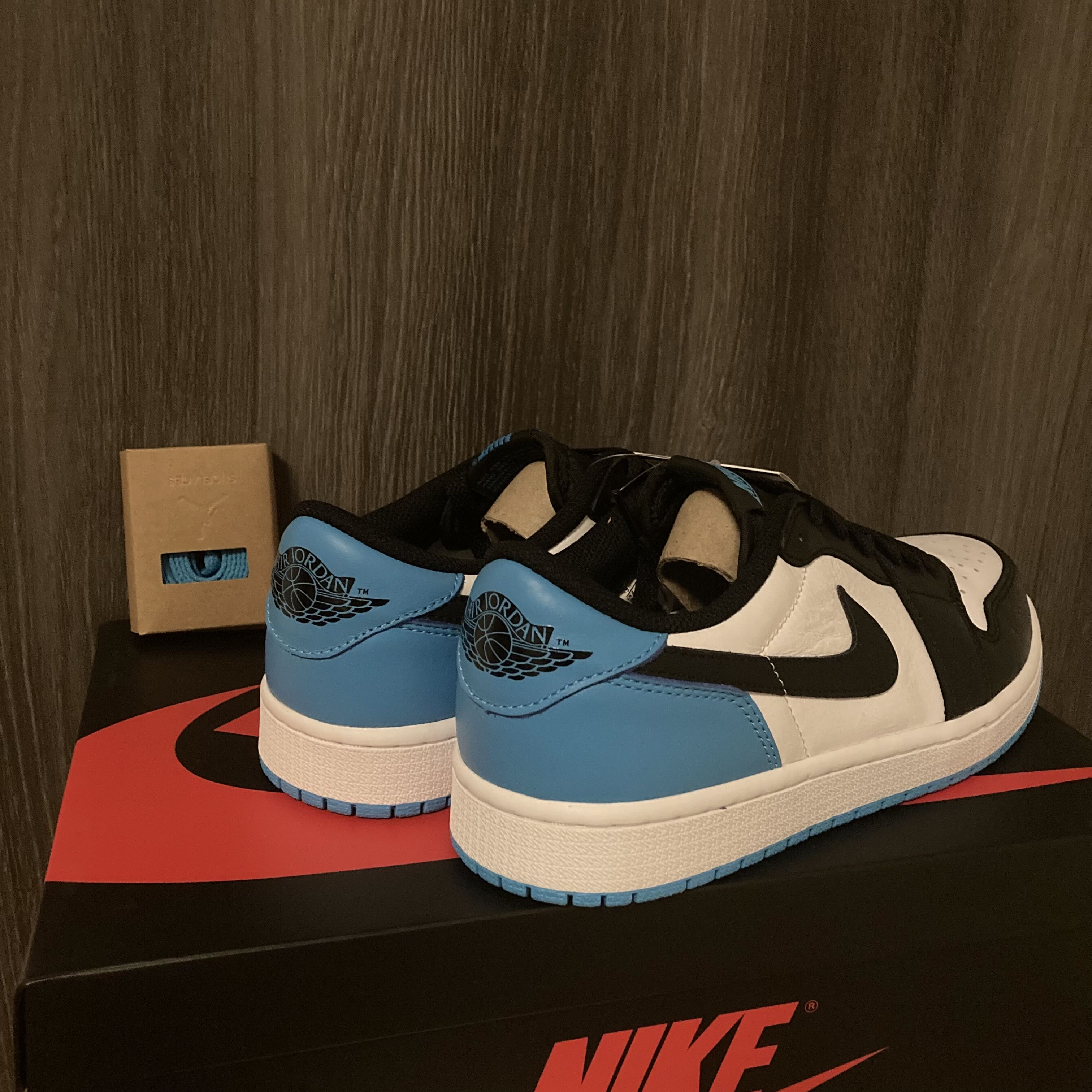 27.0cm *Nike Air Jordan 1 Low UNC 27cm