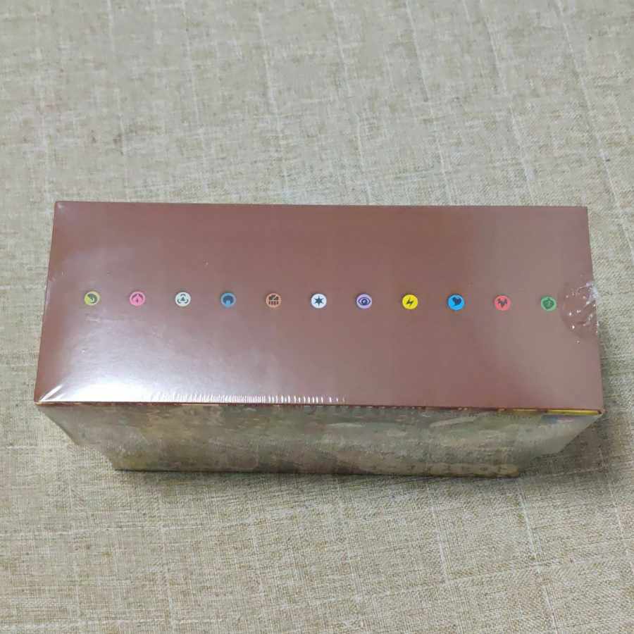 Unopened with shrink wrap Eevee Heroes Buyset