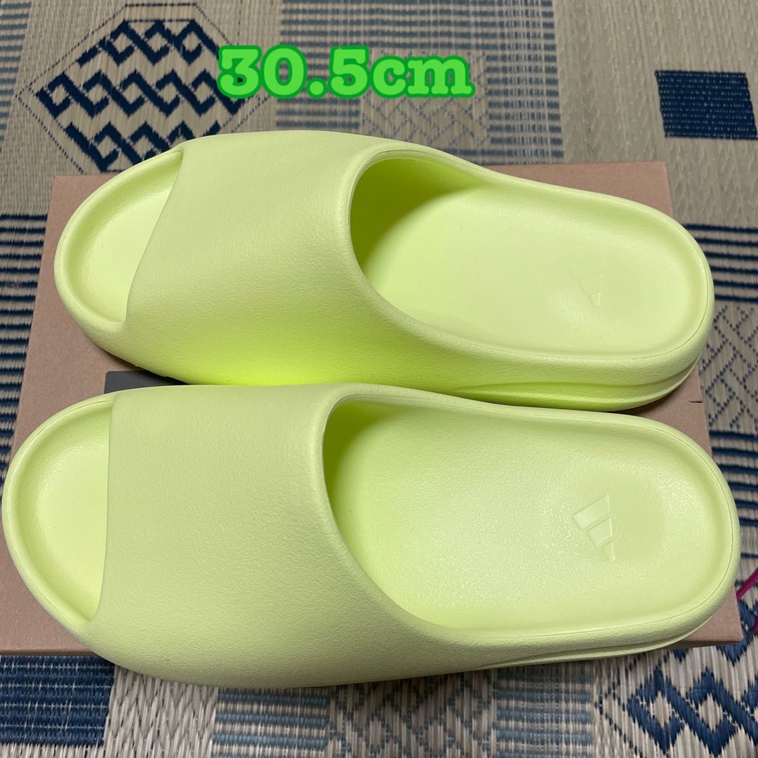 30.5 YEEZY SLIDE 30.5cm