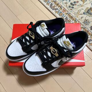 ナイキ ダンク ロー レトロ Se "ワールド チャンプ" ブラック/ホワイトゴールド DR9511-100 26.5cm