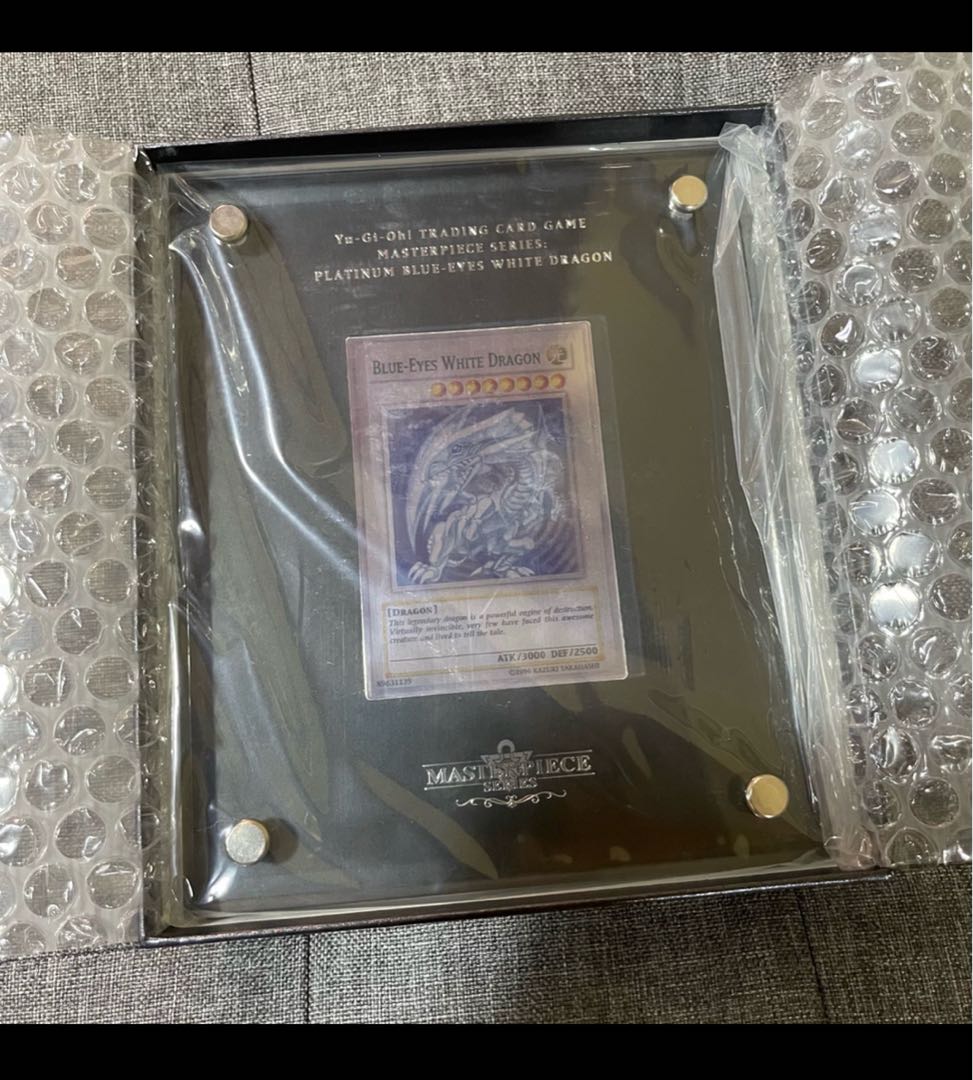 プラチナ　ブルーアイズ　青眼の白龍